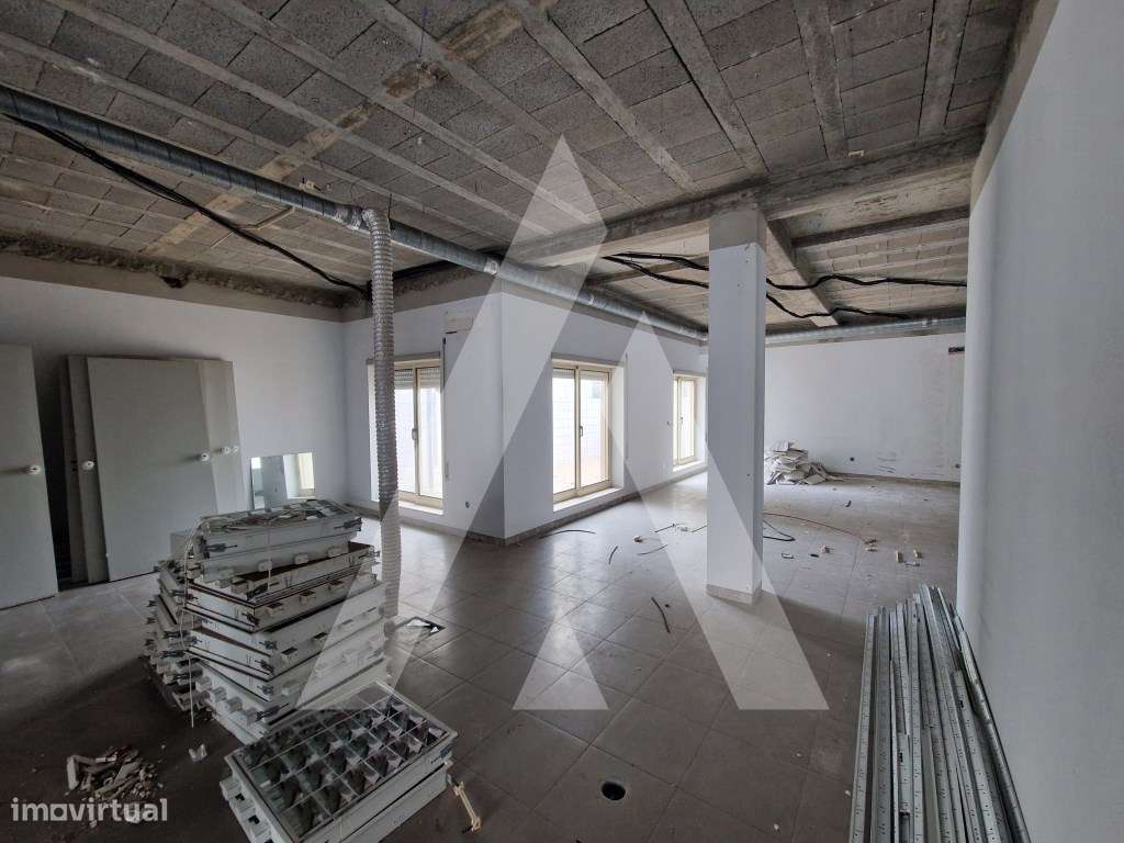 T2 renovado com terraço em Esgueira - Grande imagem: 5/10