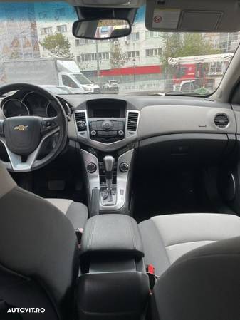 Chevrolet Cruze - 6