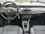 Alfa Romeo Giulietta 2.0 JTDm Distinctive - 8