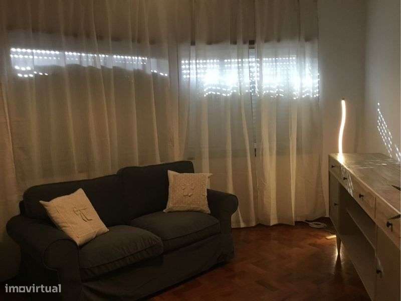 Arrendo ,Apartamento t2 ,mobilado e cozinha equipada ,centro da cidade - Grande imagem: 4/12