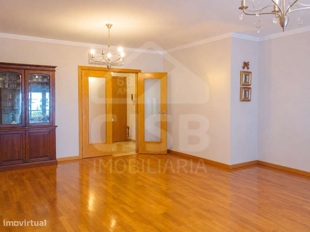 Apartamento T4 Porto Alto-3