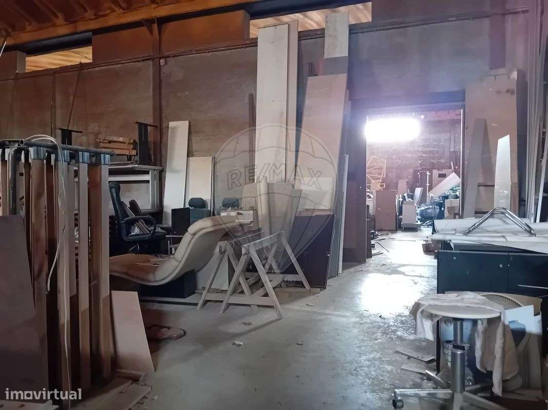 Armazém T3 para venda-19