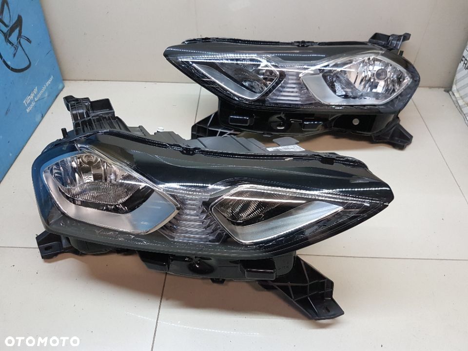 CITROEN DS3 CROSSBACK 19- LAMPA PRZEDNIA LEWA LUB PRAWA - 1