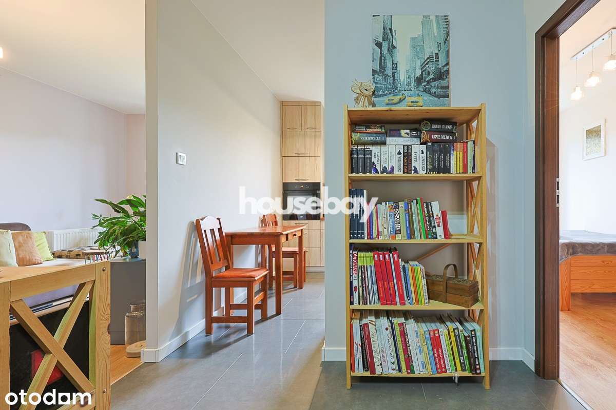 Wygodne 2 pokoje, osobna kuchnia, parking, szybkie wydanie-1