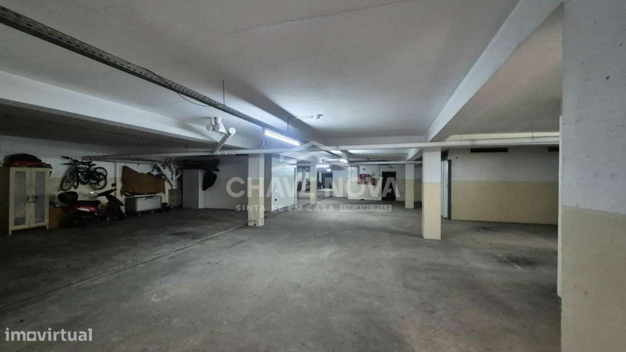 Apartamento T2 com Lugar de Garagem | 2Km Praia de Francelos-14