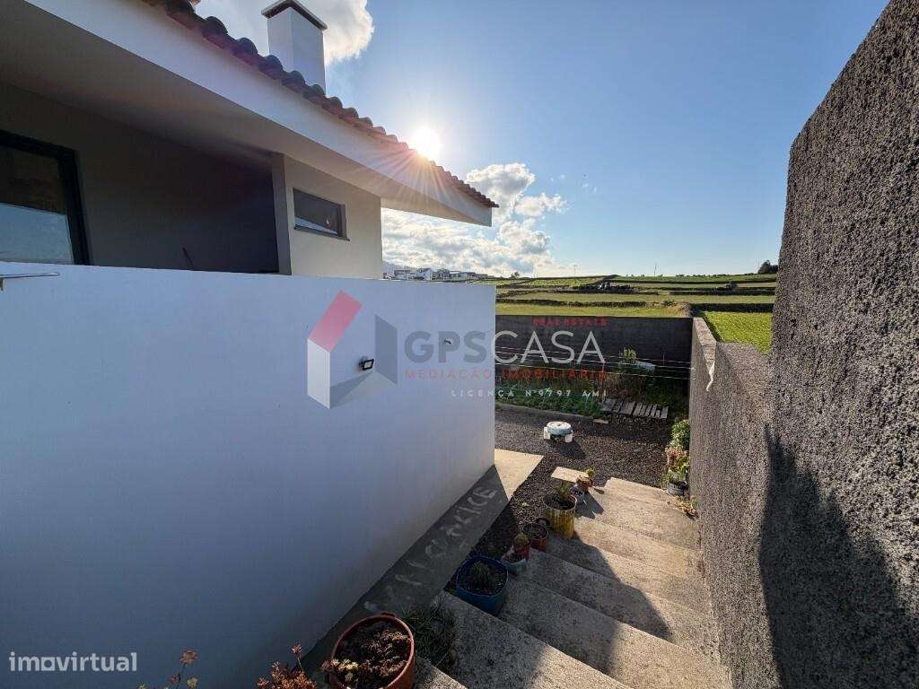 Moradia T3 de arquitetura moderna com excelentes áreas!-47