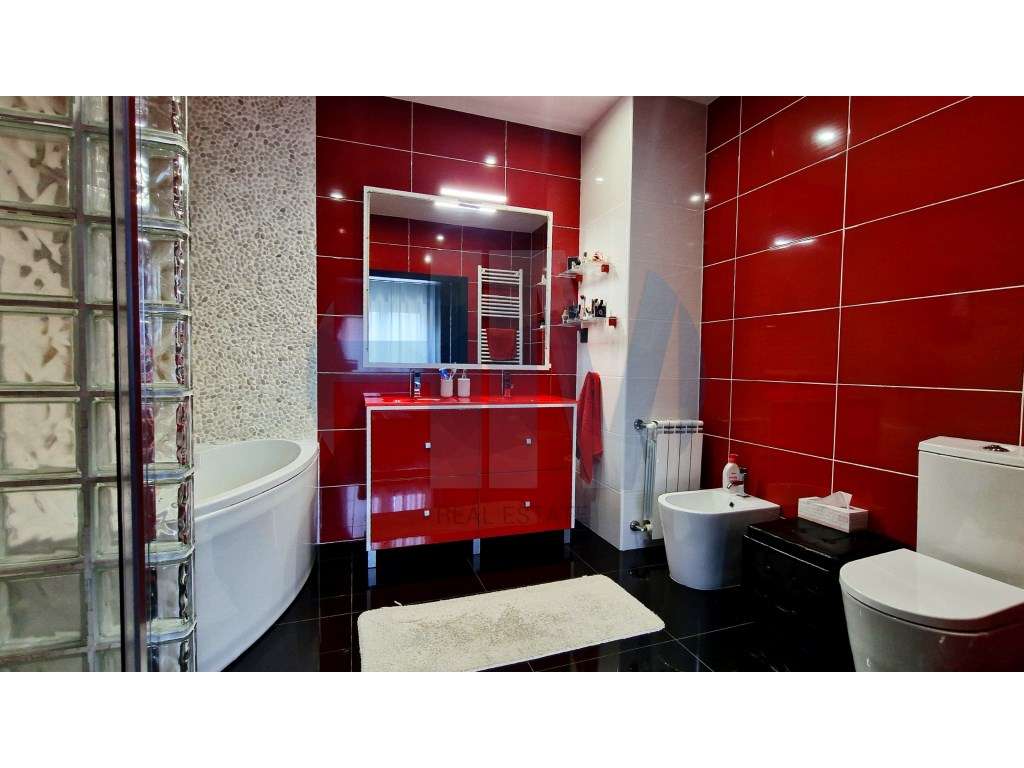 Moradia T5 sobre o Rio Tâmega - Amarante (Fridão)-25