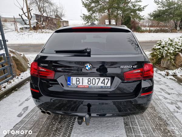 BMW Seria 5 520d xDrive Touring Sport Line - 7