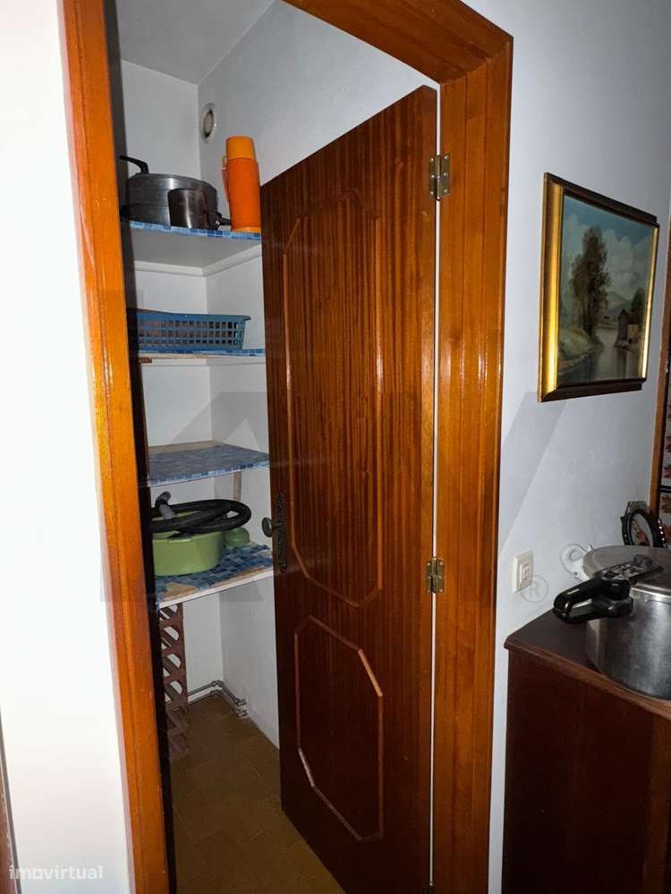 Apartamento T2+1 Avenida da Républica, junto ao metro Stº Ovidio-7