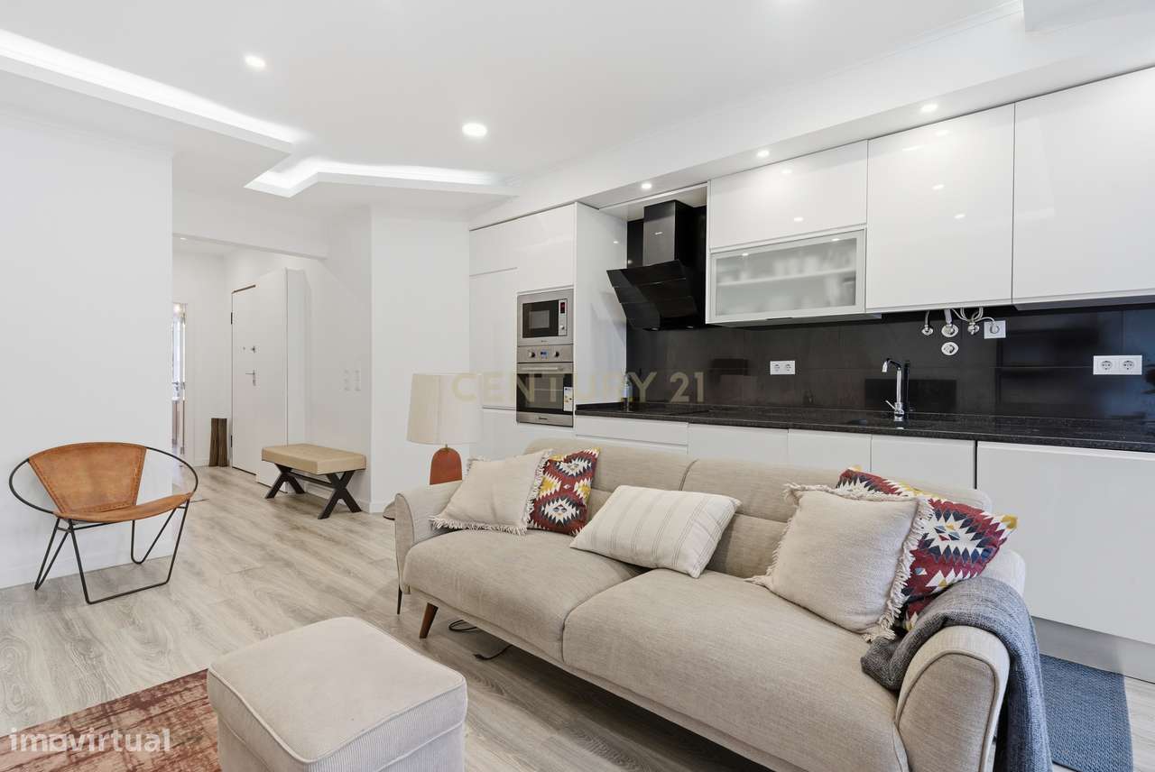Apartamento T2 Renovado em Zona Premium de Lisboa - Grande imagem: 4/14