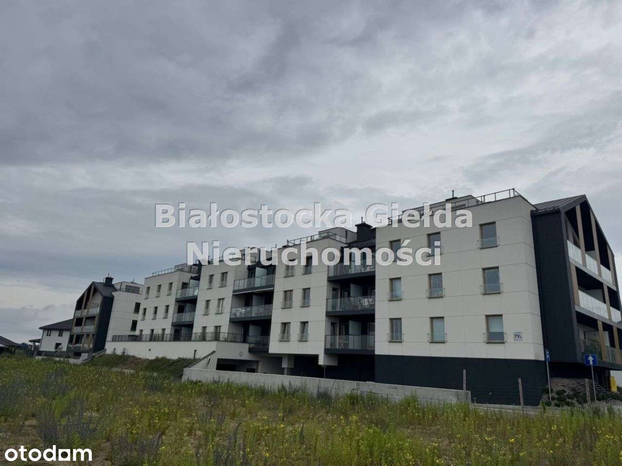 II-poziomy pow.84m2, stan developerski os. Zawady-2