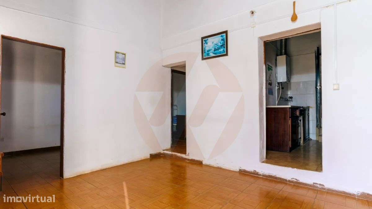 Moradia T2 no Centro Histórico da vila de Aljezur-7