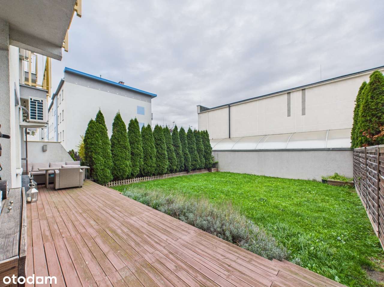 Etiuda apartament z 3 sypialniami z ogrodem i tarasem-18