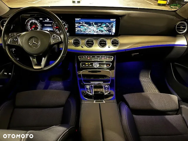 Mercedes-Benz Klasa E 220 d T 9G-TRONIC Exclusive - 8