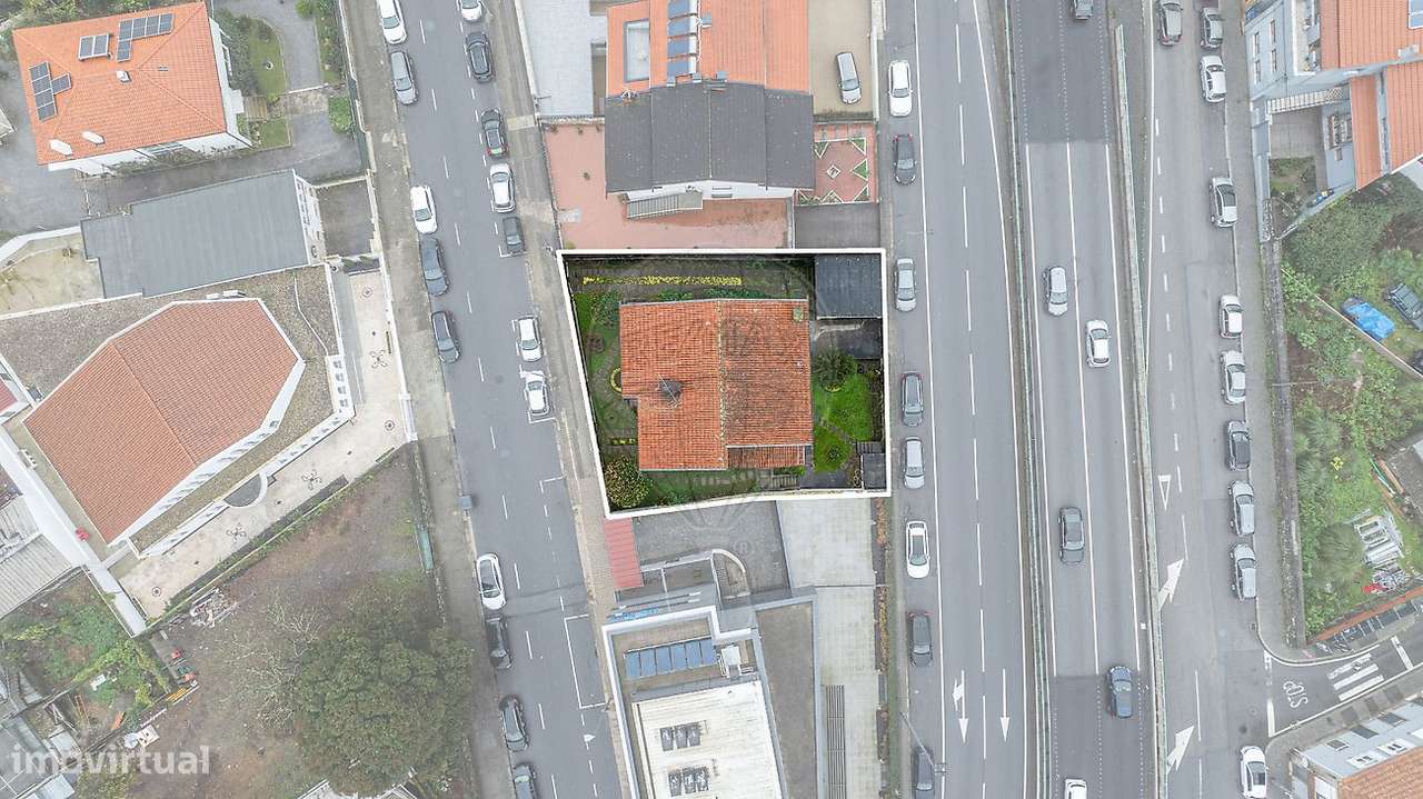 Moradia T6 para venda - Grande imagem: 2/32