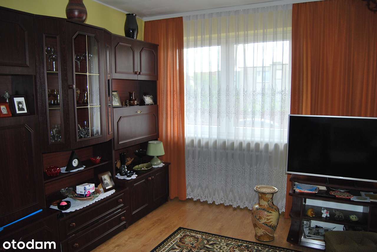 Przestronny dom z ogrodem w spokojnej okolicy - Pełny obrazek: 3/15