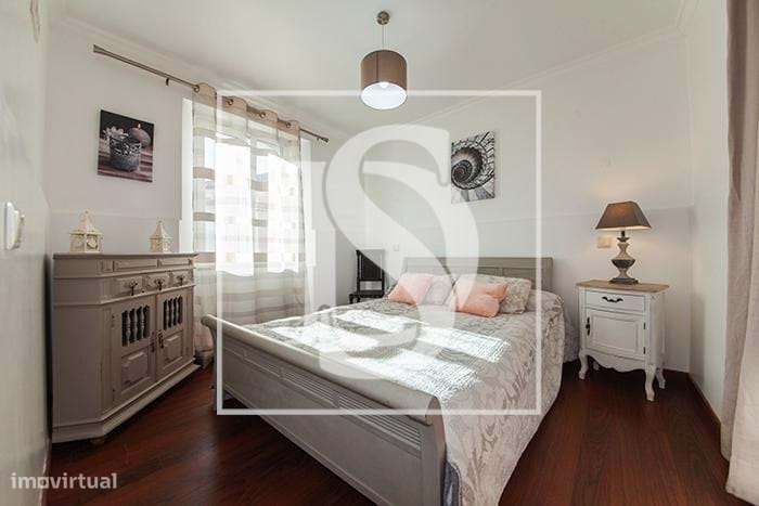 Charmosa moradia T5 c/ garagem-6