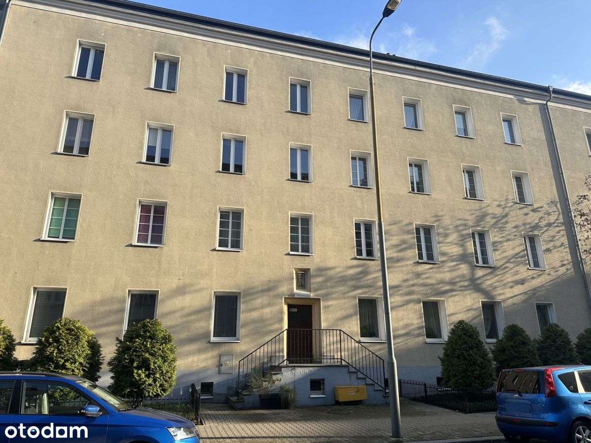 Mieszkanie na `start` lub na inwestycję.-0