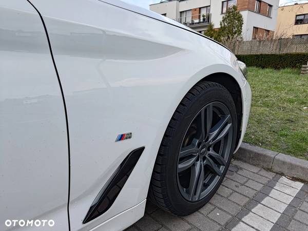 BMW Seria 5 520d xDrive mHEV - 21