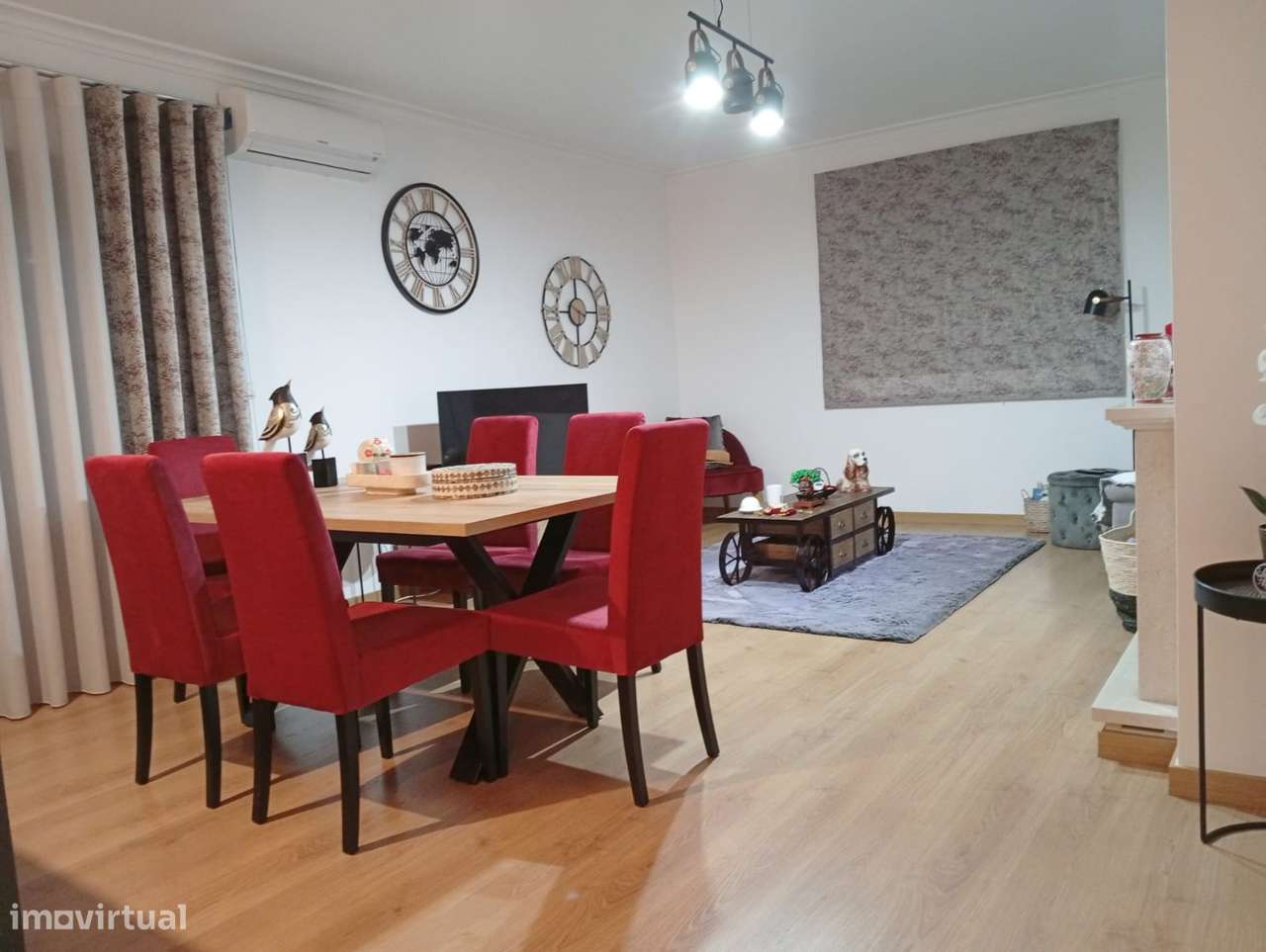 T2 - Lareira / A/C / Varanda - Alto do Seixalinho-1