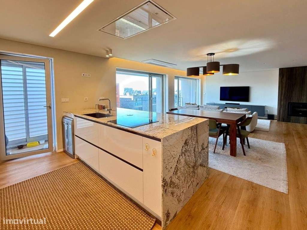 T3 como Novo c/ 170m2 Junto ao Centro da Póvoa de Varzim - Grande imagem: 5/32