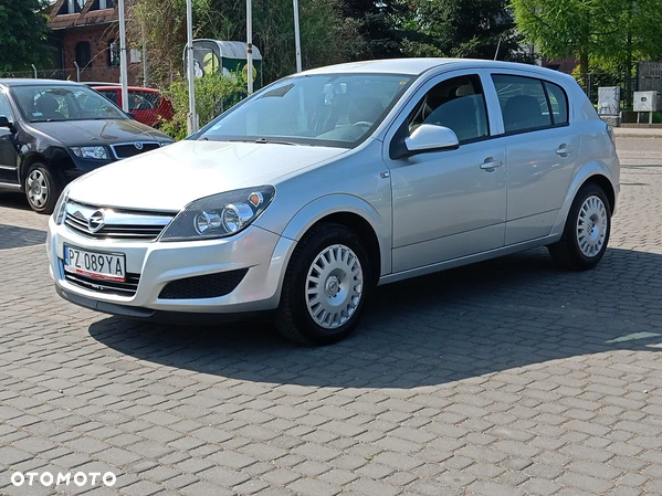 Opel Astra III 1.6 - 10