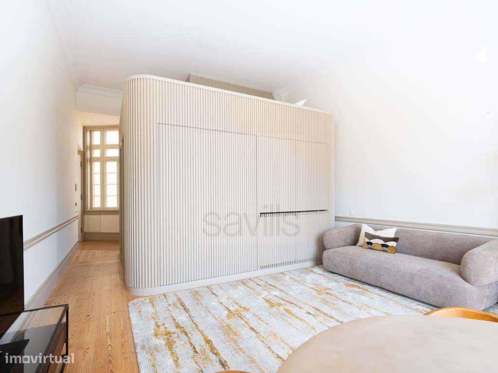 Apartamento T0 mobilado e decorado na Avenida dos Aliados-7
