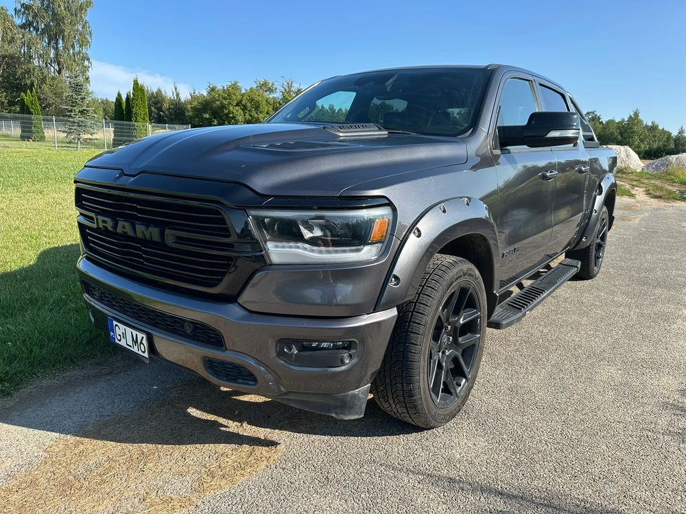 RAM 1500 5.7 Crew Cab Shortbed Laramie Sport 2022