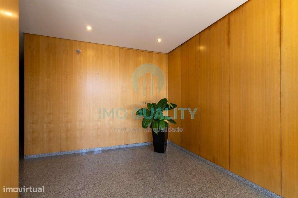 T2+1 | MOBILADO COM LUGAR DE GARAGEM | LEÇA DA PALMEIRA - Grande imagem: 3/26