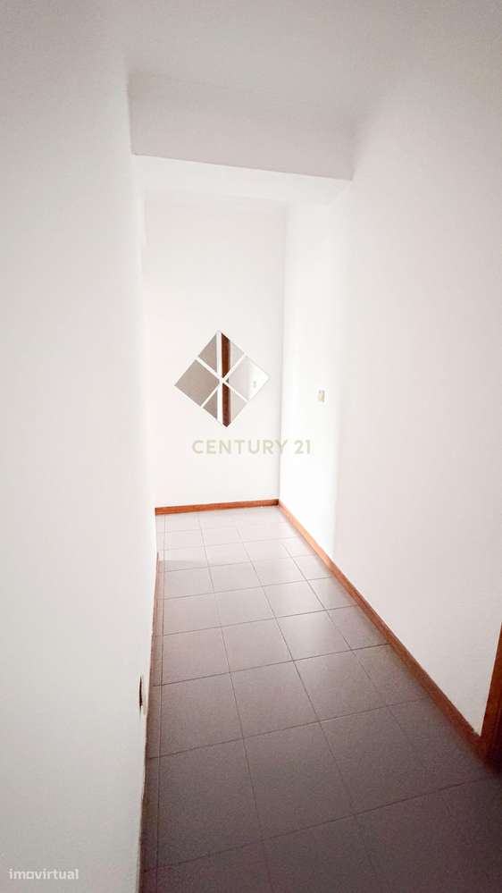 Apartamento T2 com Vista Panorâmica em Braga (São Vítor) - Grande imagem: 5/15