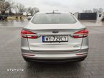 Ford Fusion - 4