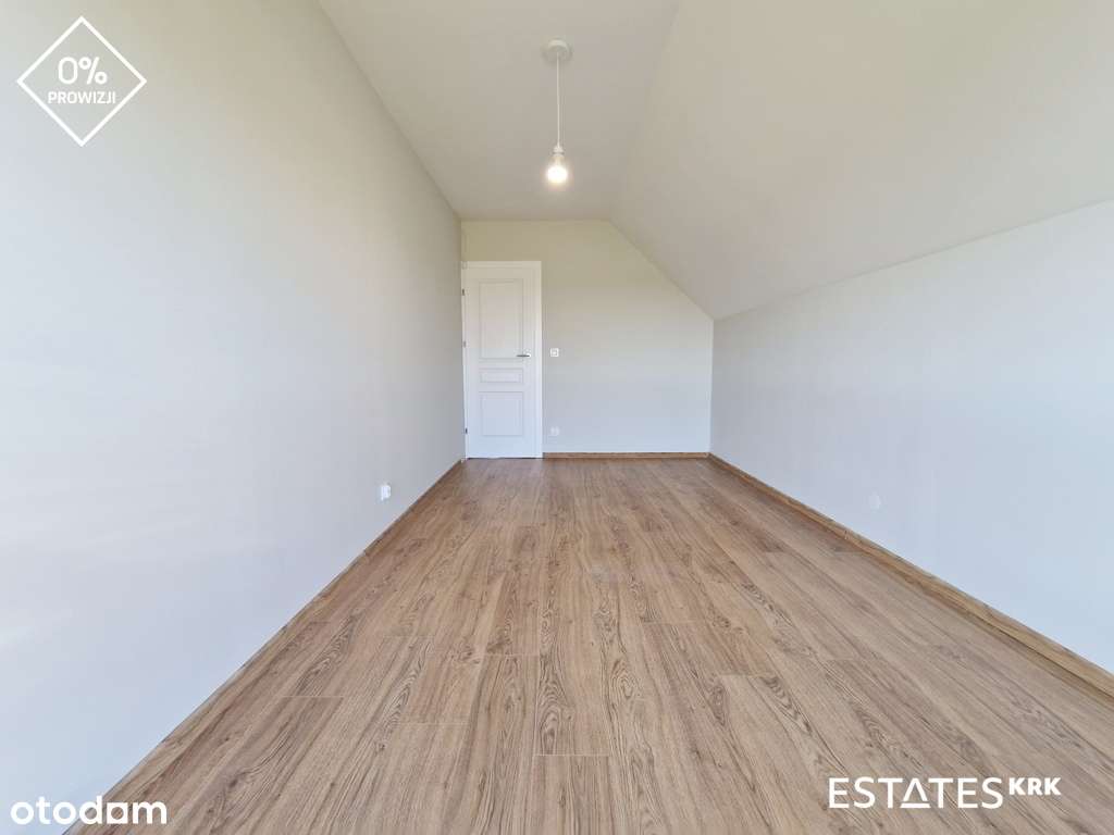 Nowoczesny dom z 5 pokojami, 2 łazienkami, Kraków-8