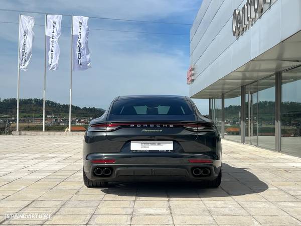 Porsche Panamera 4 E-Hybrid - 5