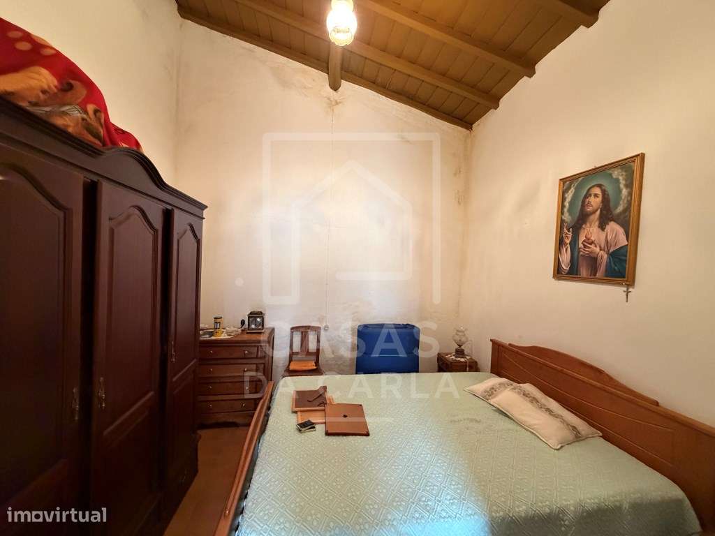 Moradia T2 com quintal e garagem em Selmes-10