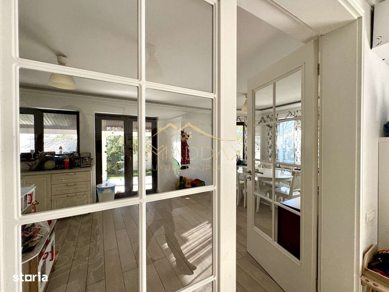 Vila cu 5 camere *420mpc* // 800mp teren // Corbeanca - Tamasi-12