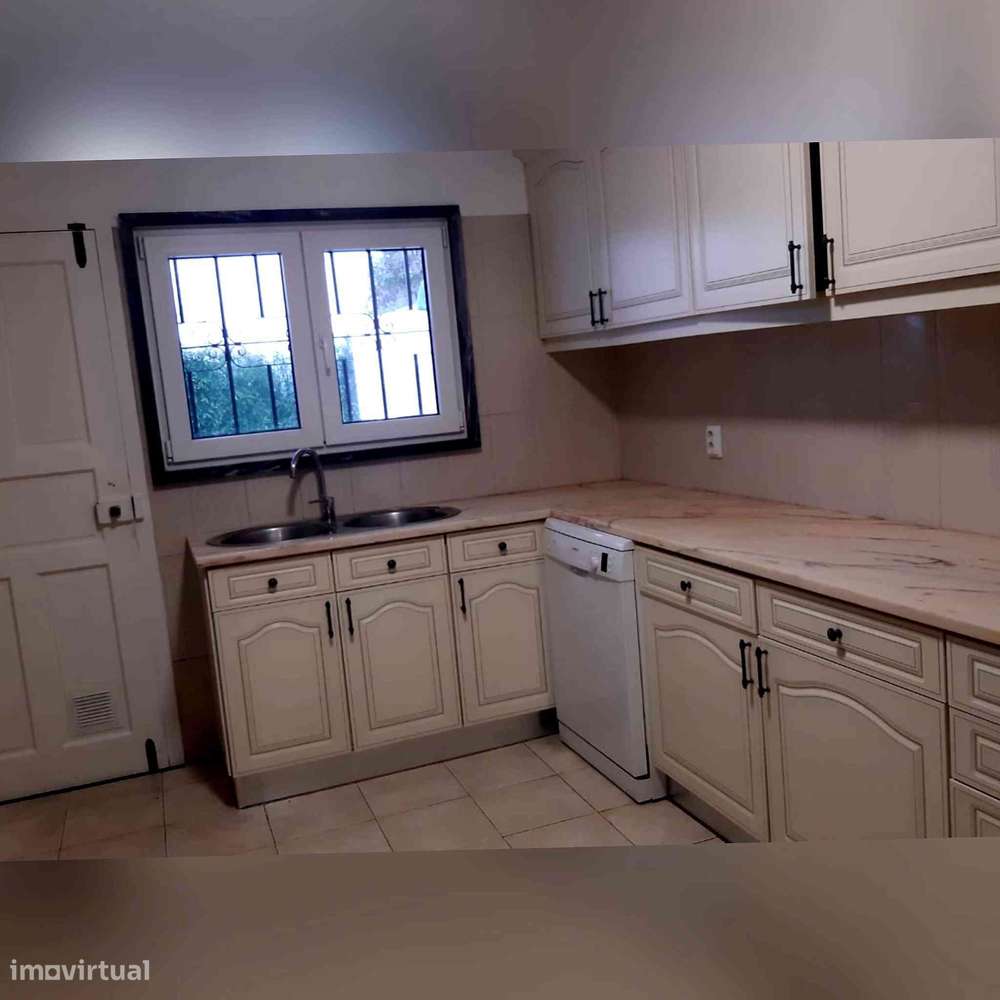 Moradia T3 com garagem, terraço e vista mar - Grande imagem: 5/16