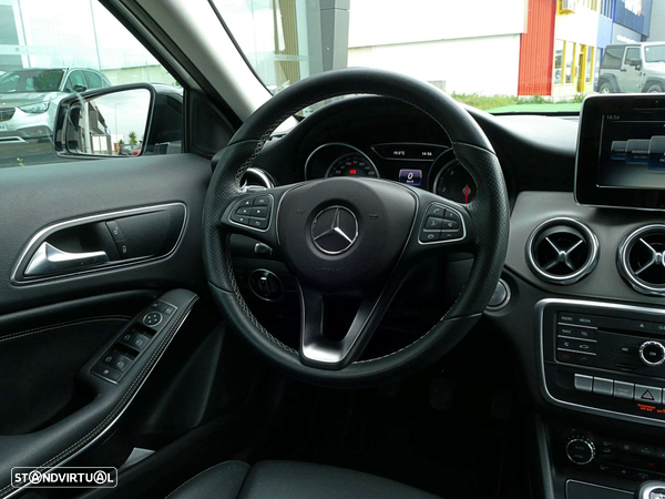 Mercedes-Benz GLA 200 d Urban - 22