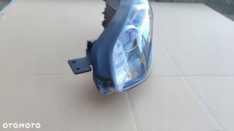 Kia Sportage IV 16- Lampa Lewa Przód Zwykła  LED - 10