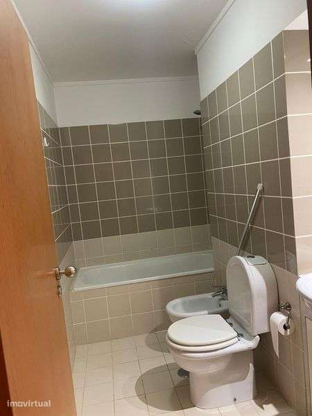 Apartamento T3 -Lisboa (Santa Clara) - Grande imagem: 5/8