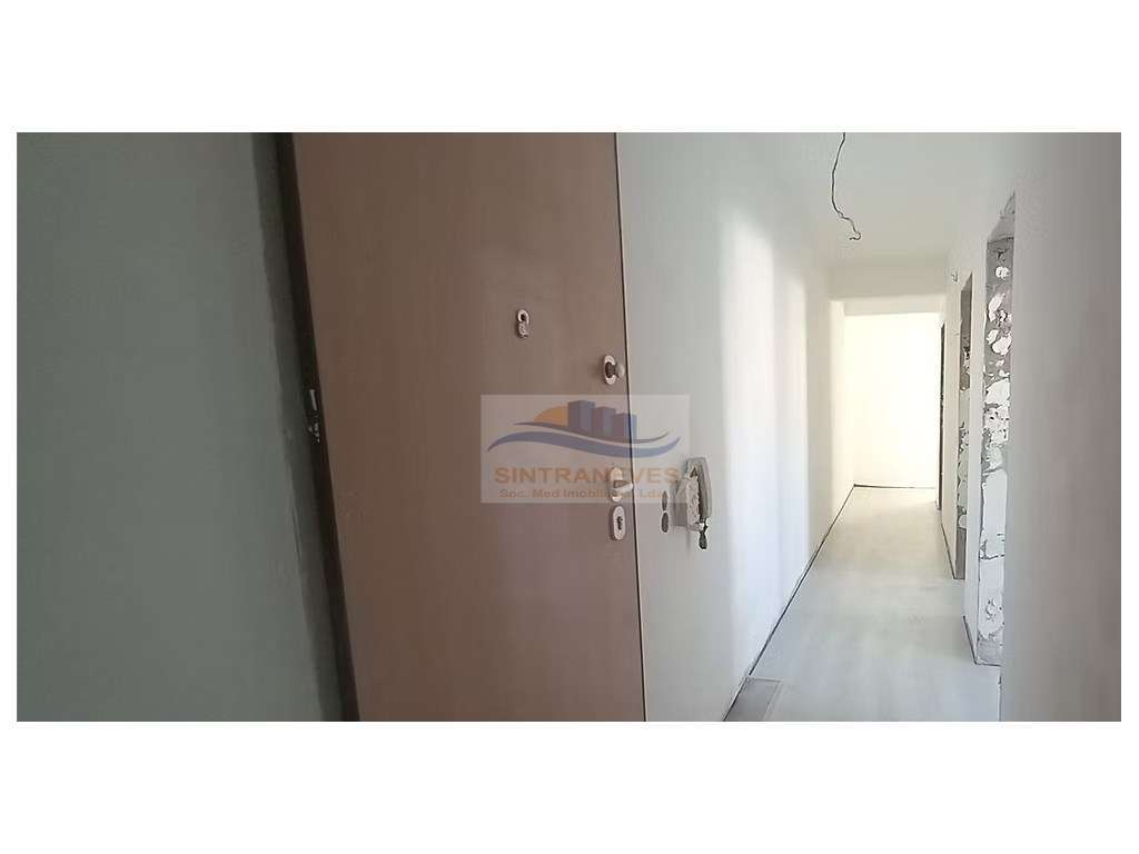 T2 totalmente remodelado, a cerca de 500 m do Monte Belo Sul, das E... - Grande imagem: 5/21