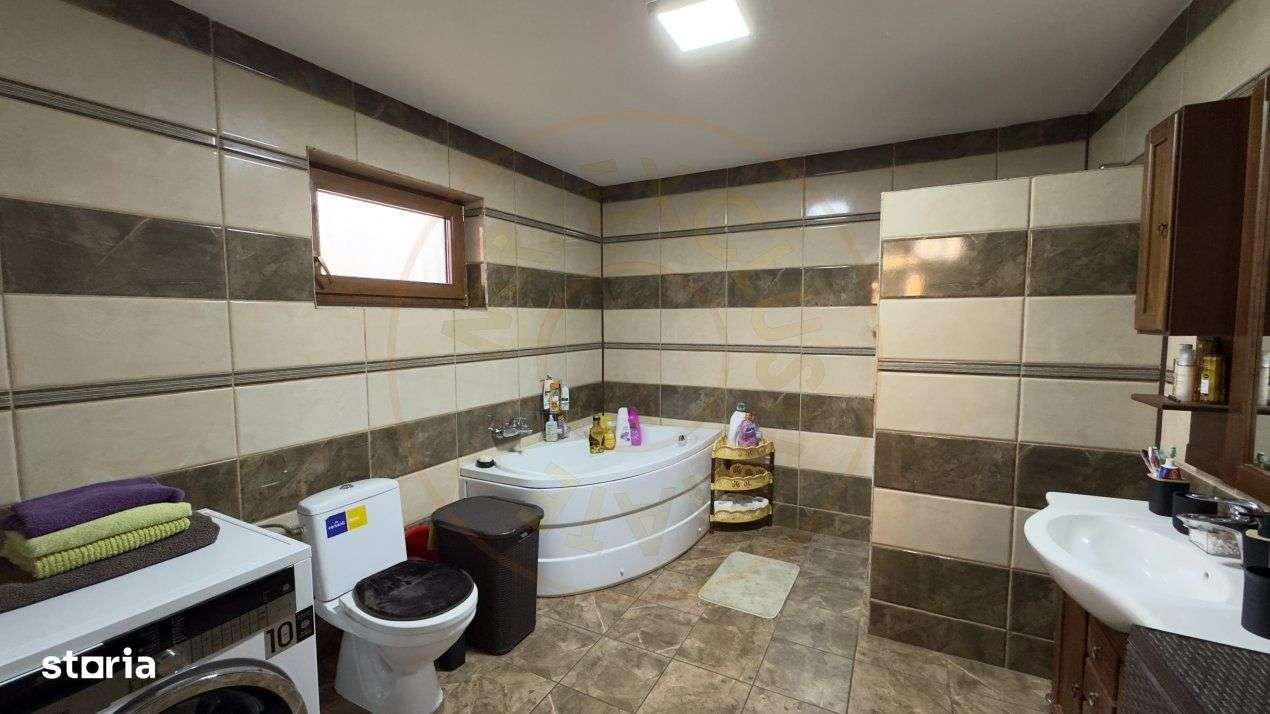 Casa individuala 3 camere, Teren 1439 mp Loc. Berea Jud. Satu Mare - Imagine principală: 5/19