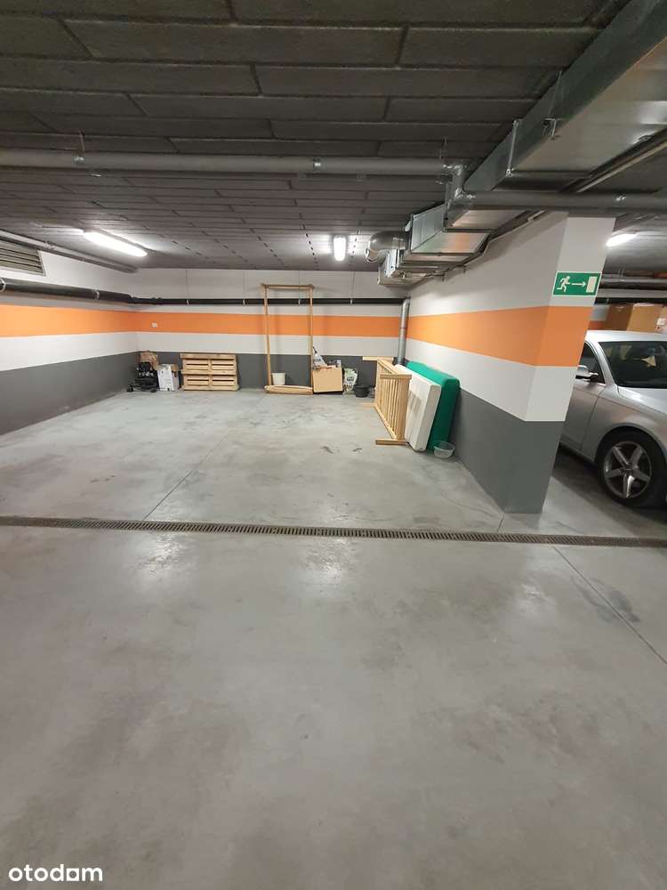 Miejsce parkingowe Biskupin
