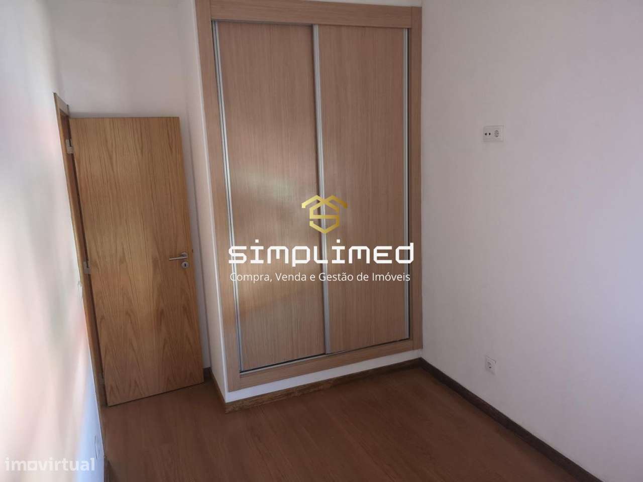 Apartamento T1 Transformado em T2 – Lavradio-14