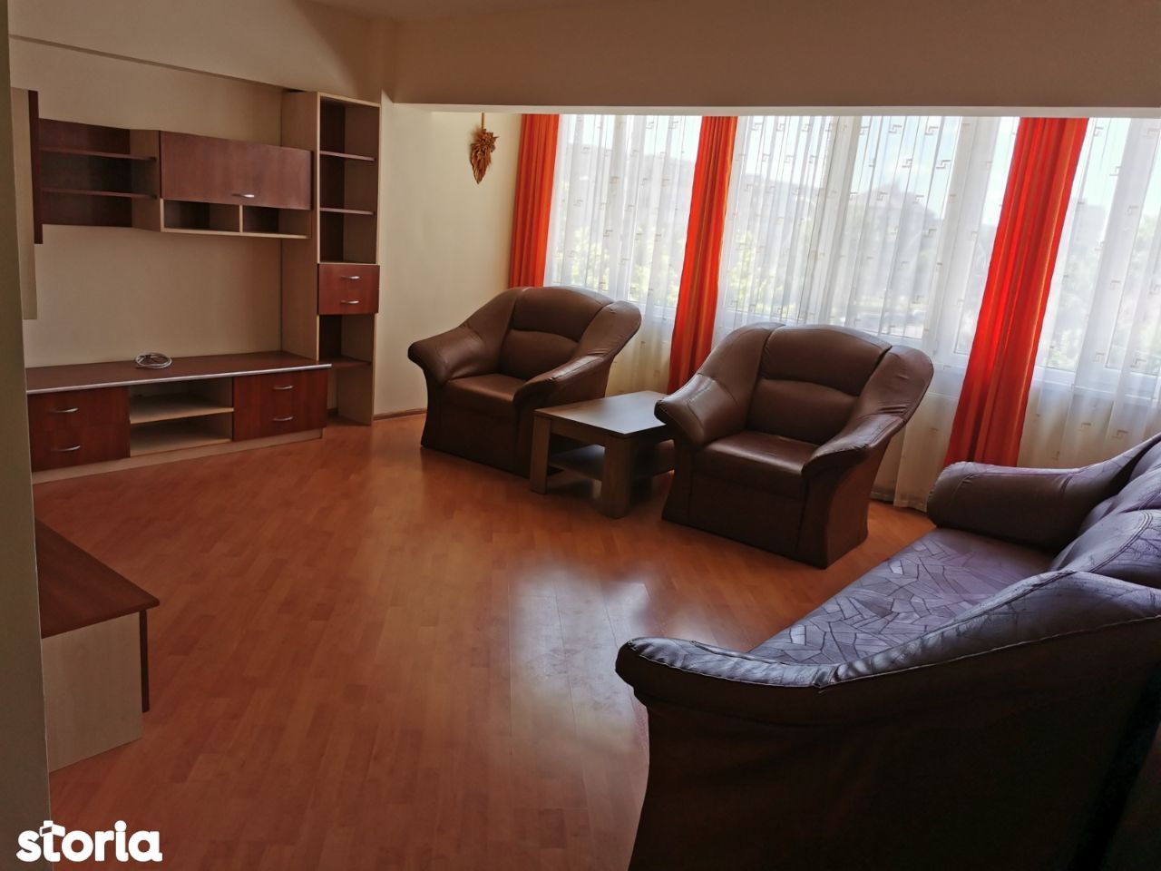 Bd. Bucuresti apartament trei camere de vanzare