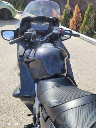 Honda ST 1300 Pan European - 6