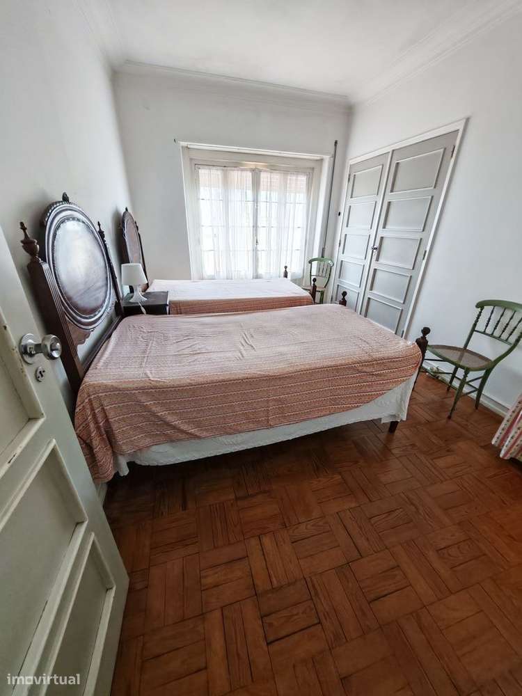 Moradia em bairro calmo de moradias - São João Estoril-45