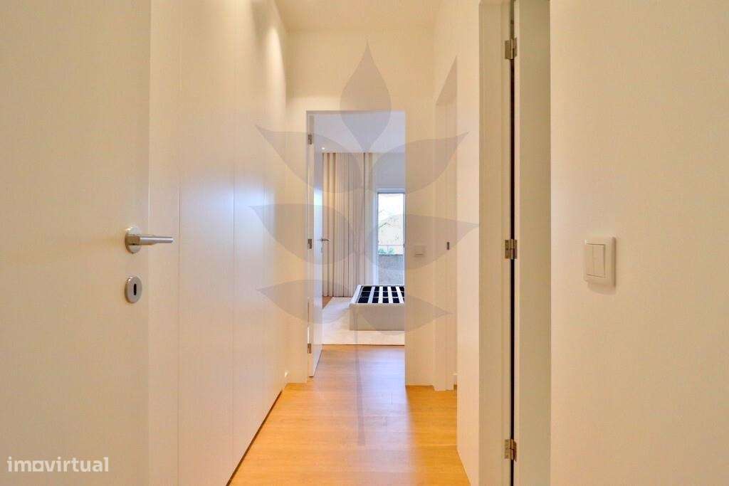 Venda apartamento T2 totalmente renovado em Maximinos-11