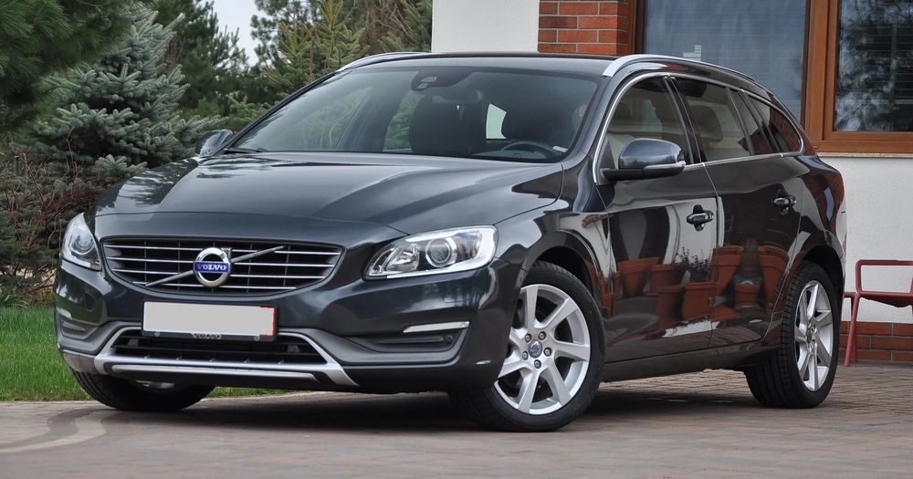 Volvo V60 II D4 2014