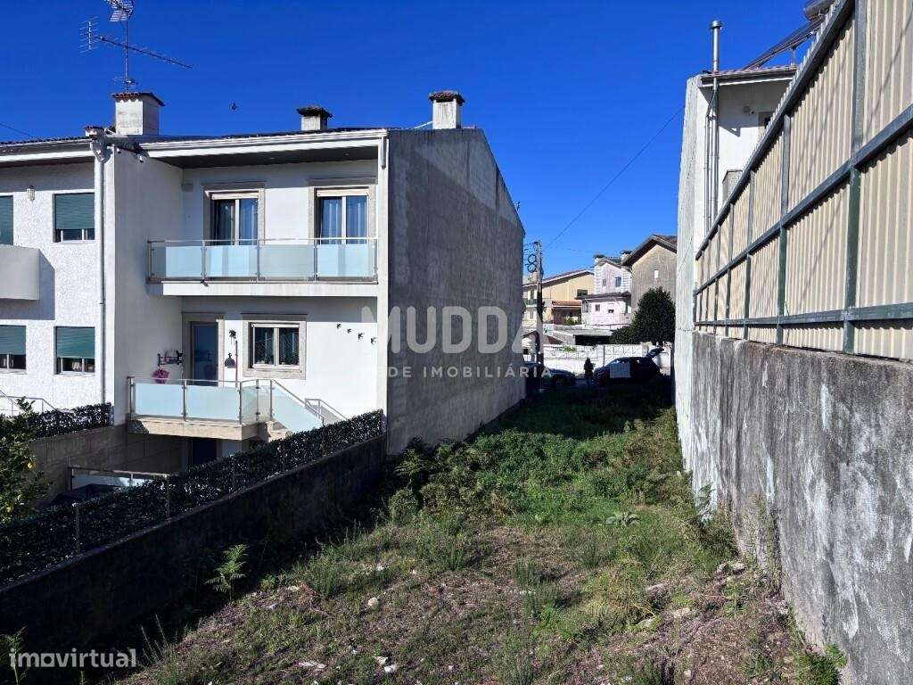 Exclusivo Lote de Terreno 204 m2 para Construção de Moradia em Banda - Grande imagem: 5/12