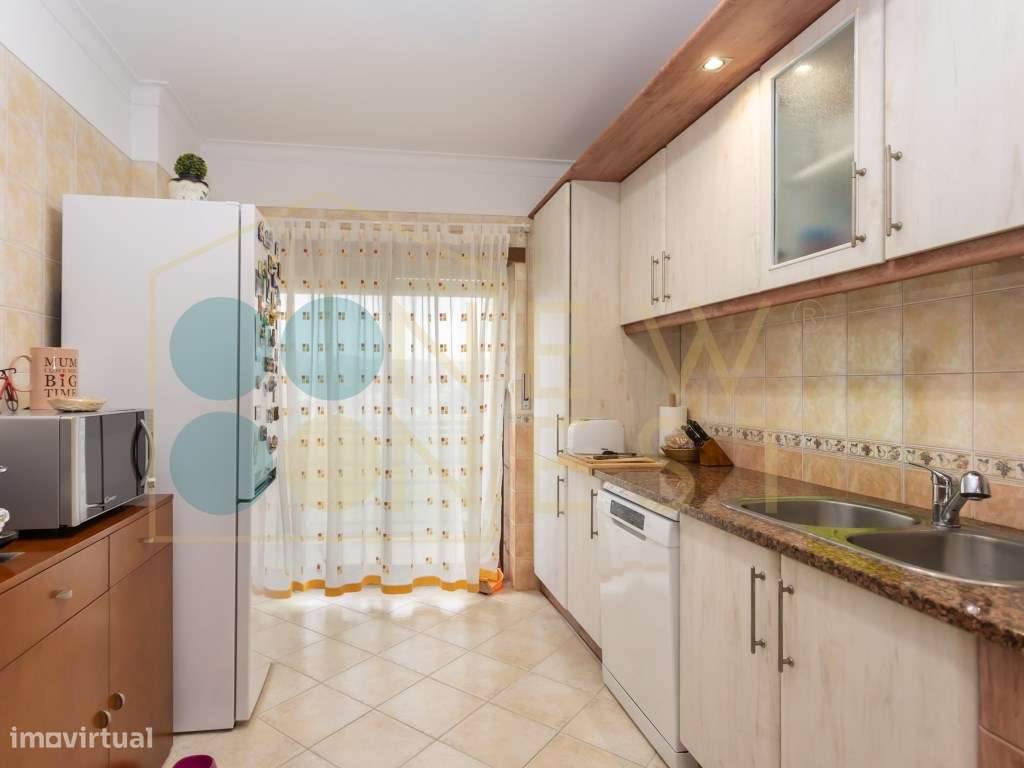 Apartamento T2 com Varandas e Arrecadação no Vale do Cobro | Setúbal - Grande imagem: 3/27